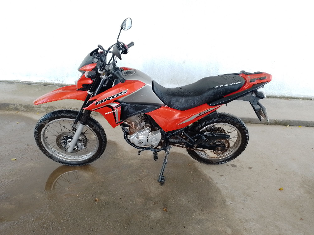 1350c792-cd75-44b4-bedd-626d39c3cd12