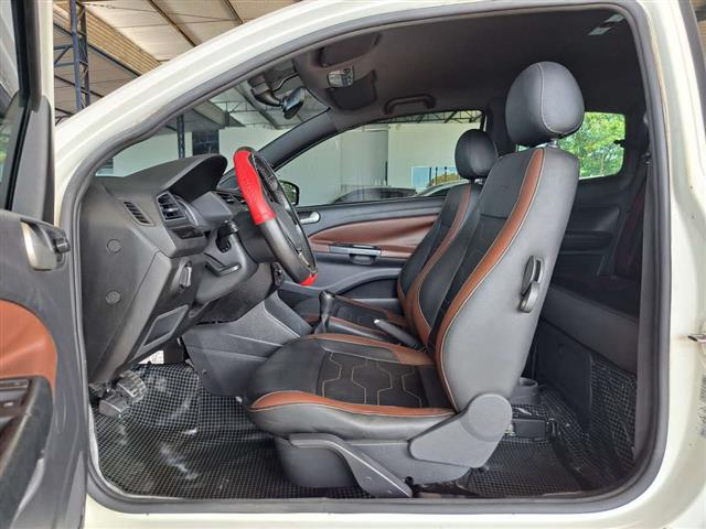 6de10561-1fc2-4c58-aaaf-27e941f909a9