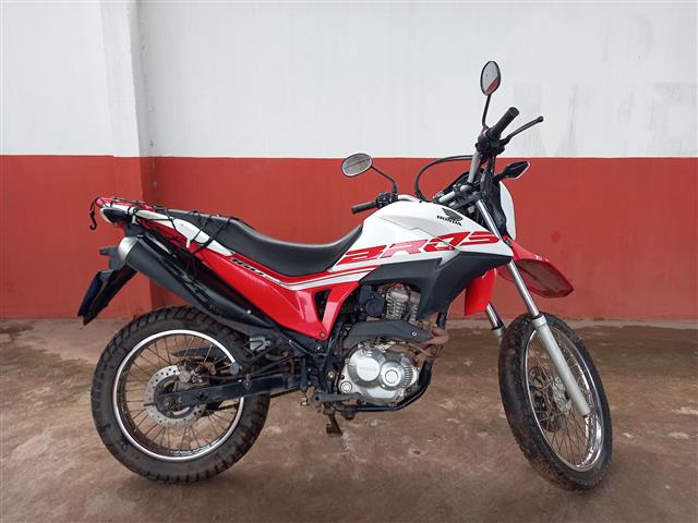 971c5a70-831f-4bce-a2cc-e0c3b84c72a5