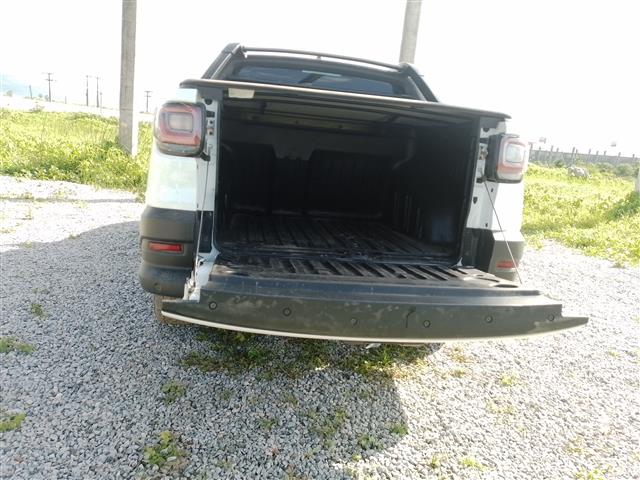 b6a55c00-d18b-4c27-adf4-171f890df8ed